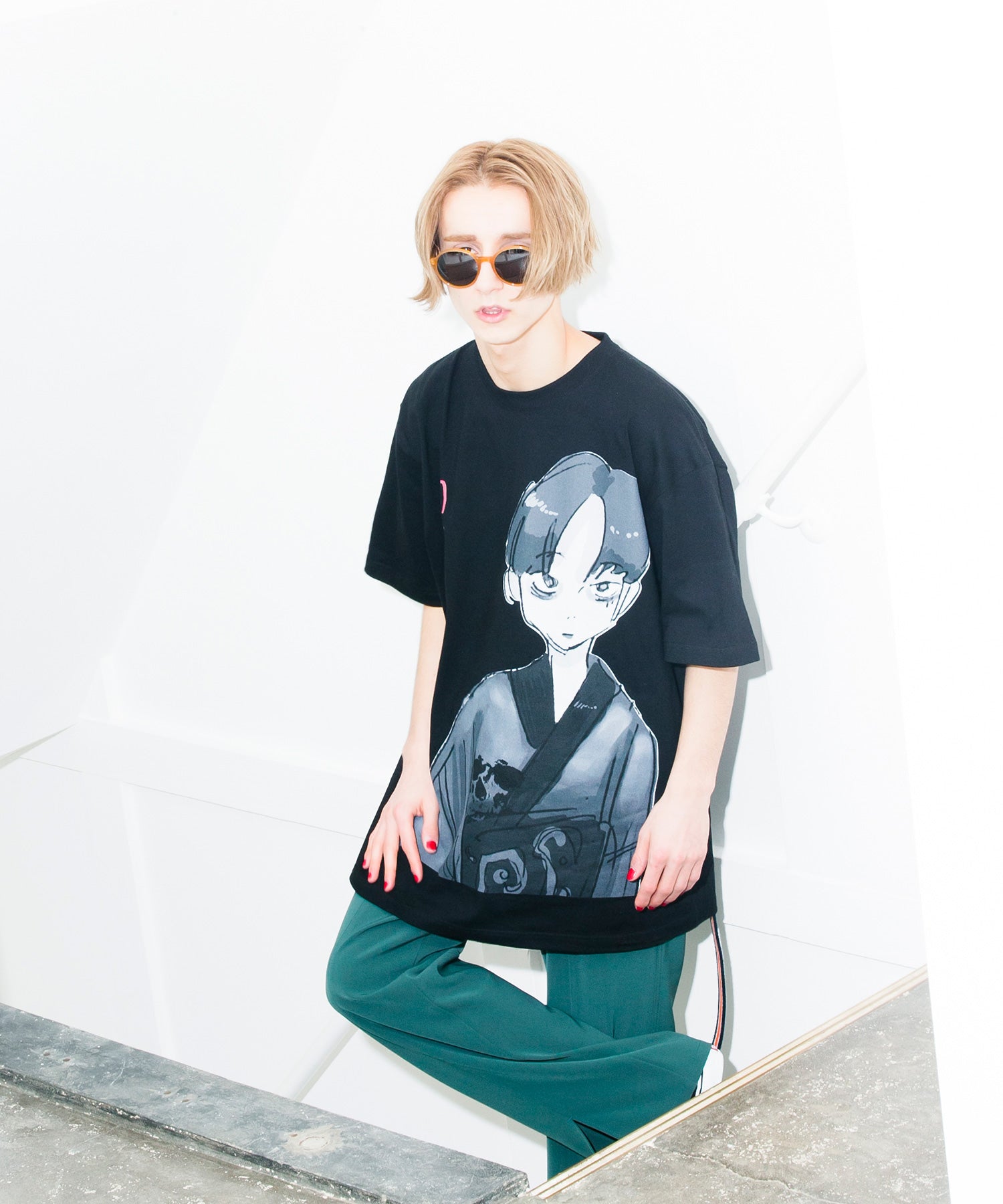JUN INAGAWA X 目覚めの一瞬前 コラボレーション 紫 幸 T-SHIRT JUN INAGAWA X 目覚めの一瞬前 コラボレーション 紫 幸 T-SHIRT